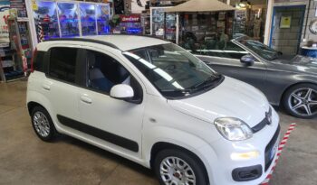 Fiat Panda 1.2, año 2013, 178.000 kilometros música, aire acondicionado, etc, se vende con 1 año de garantía, pidiendo 5.995e, 100% sin depósito de financiación disponible. Tel 922 736451