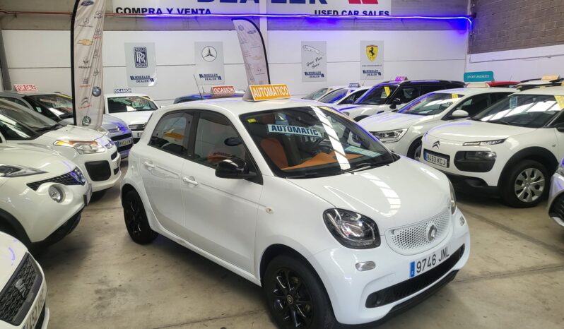 AUTOMATIC Smart ForFour 999, year 2016, 77,000km , music air-conditioning, smart play, etc. AUTOMATIC, Sold with 1 year guarantee, asking 9,995e. 100% finance available. Tel 922 736451