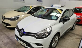 Renault Clio 1.2, year 2017, 125,000km music, air-conditioning, navigation etc, sold with 1 year guarantee, asking 7,995e. 100% no deposit finance available. Tel 922 736451
