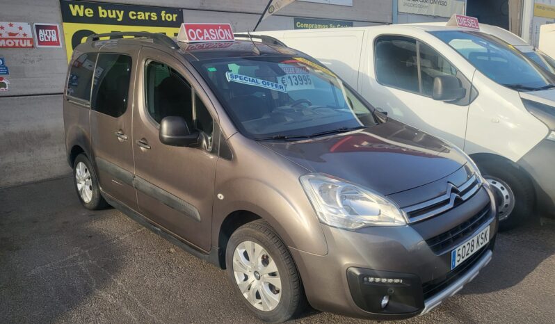 Citroen Berlingo Multispace, 1.0 year 2018, 98,000km, music, air-conditioning, parking censors and reverse camera, sold with 1 year guarantee, asking 13,995e. 100 % no deposit finance available. Tel 922 736451